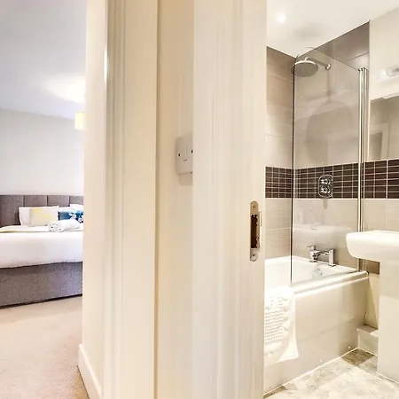 Sapphire Serviced Apartment Chelmsford Exterior photo