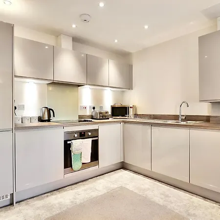 Sapphire Serviced Apartment Chelmsford Exterior photo