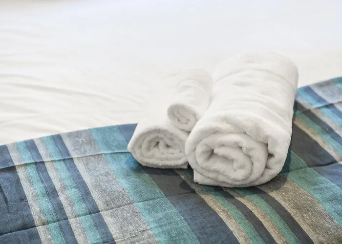 Sapphire Serviced Apartment