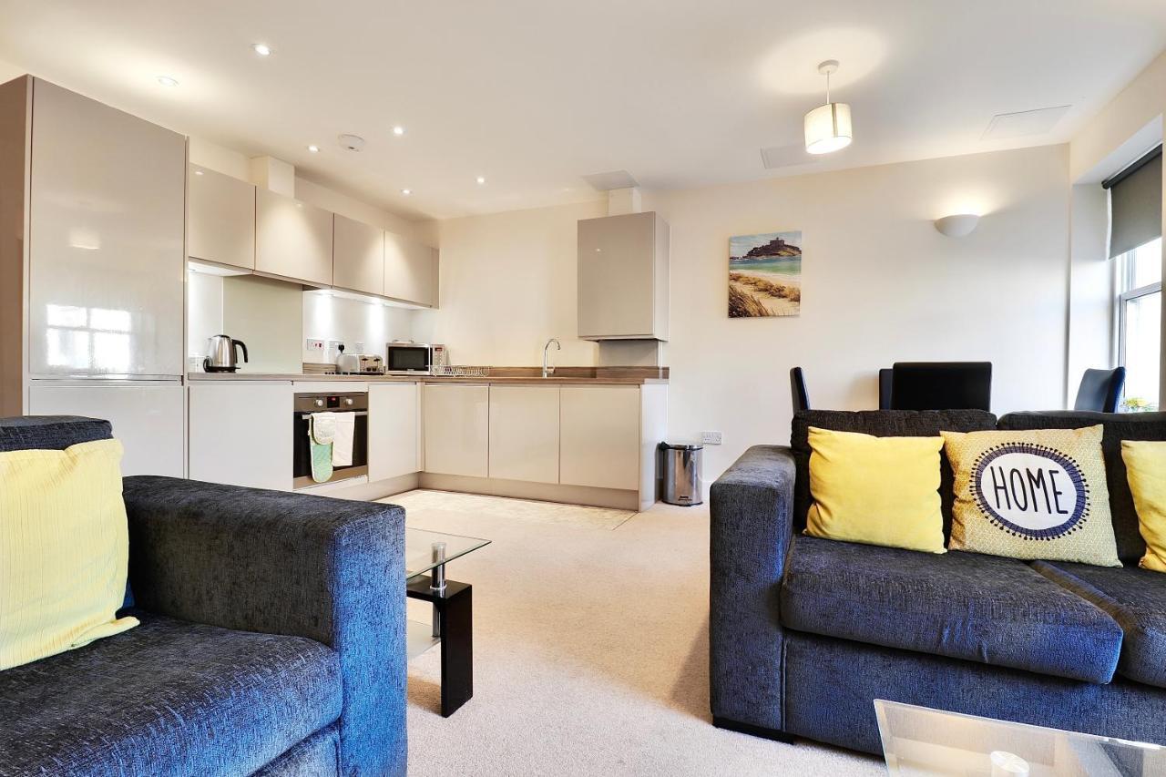 Sapphire Serviced Apartment *